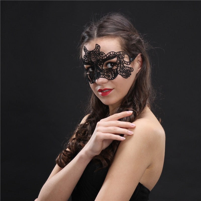 Black Color Sexy Women Lace Masquerade Mask for Carnival Halloween Half Face Cosplay Masks Festive Animal Party Supplies